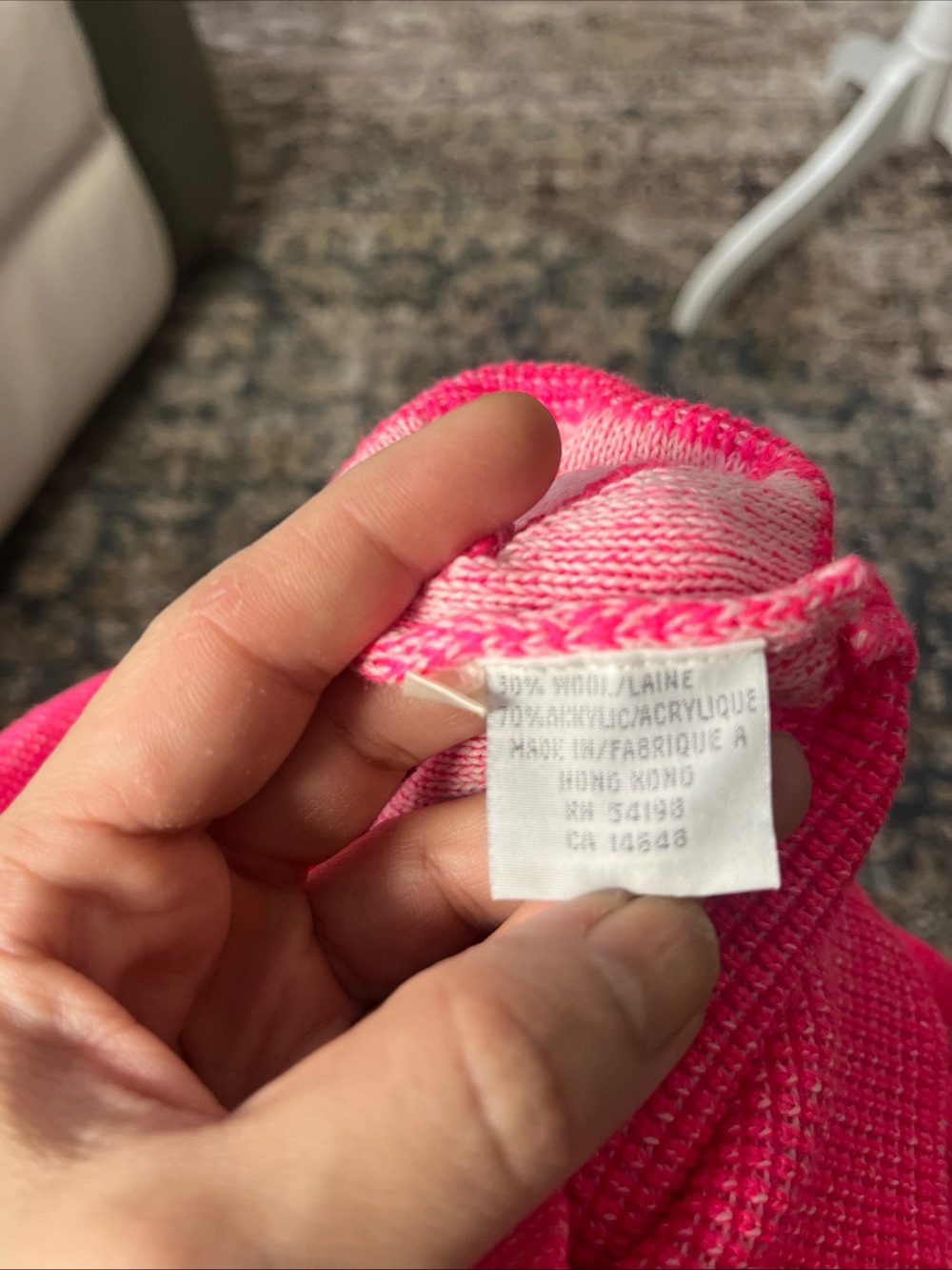 Bogner Bright Pink Crewneck Sweater with white diamond Argyle print sz Small - Picture 11 of 11